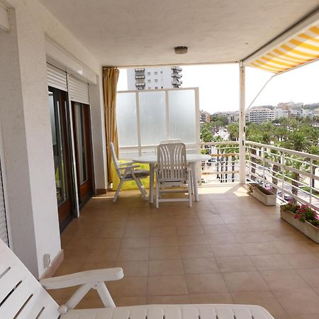 Zeus Alexis Frontal Apartment Салоу Екстериор снимка