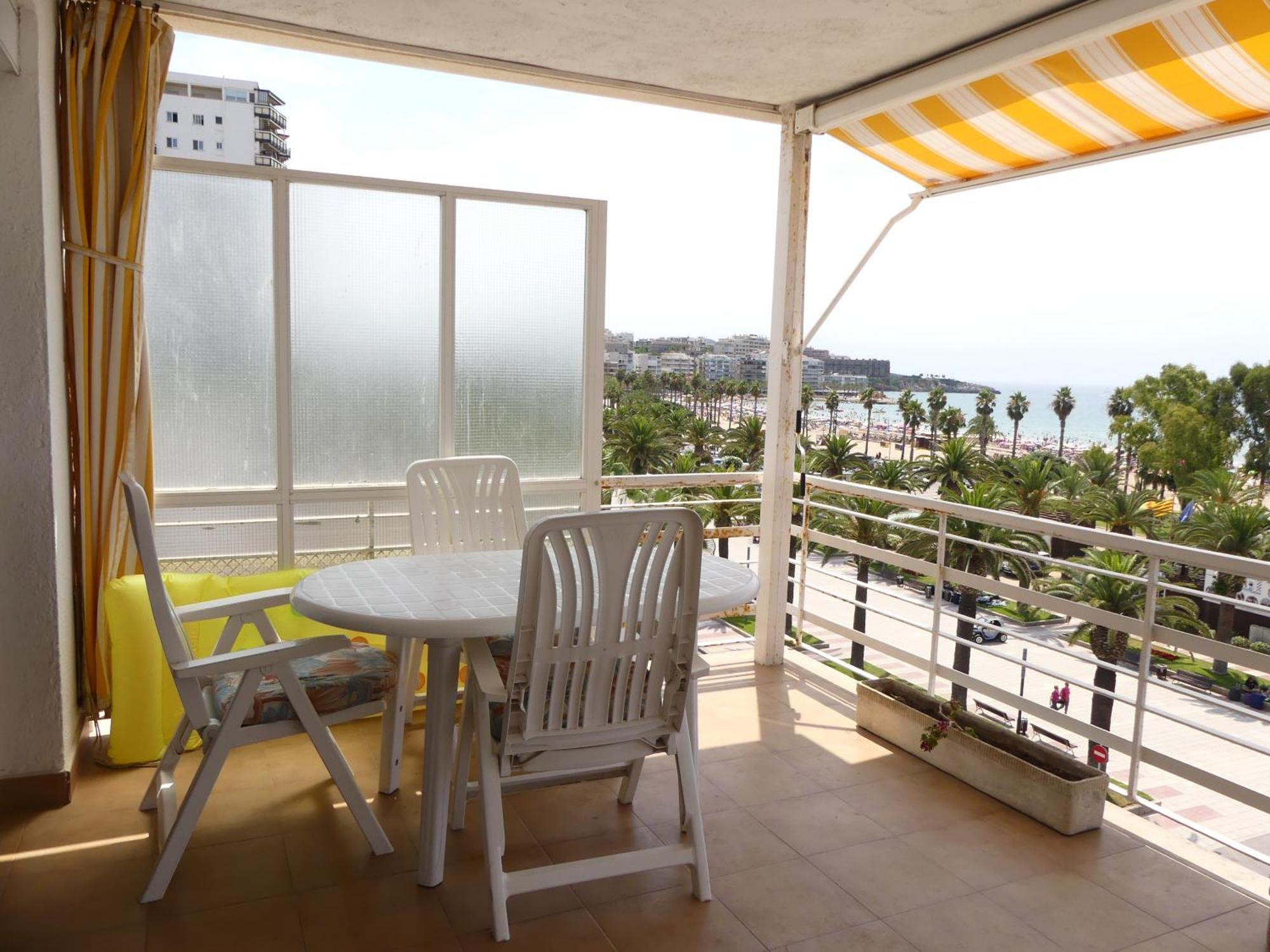 Zeus Alexis Frontal Apartment Салоу Екстериор снимка