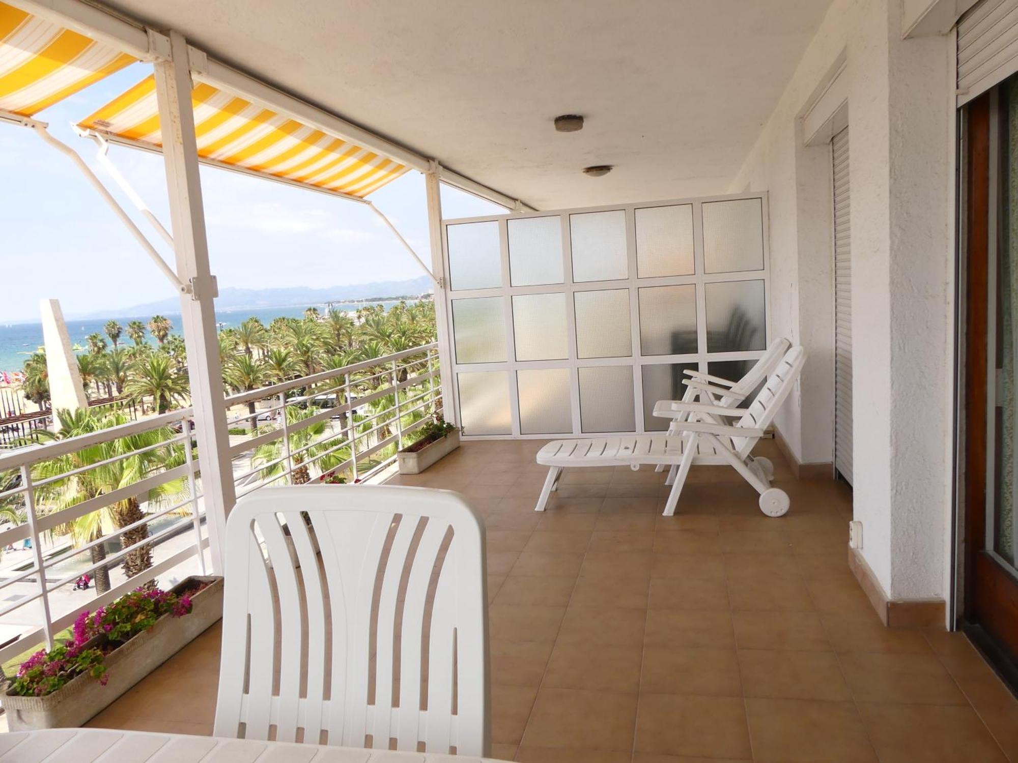 Zeus Alexis Frontal Apartment Салоу Екстериор снимка